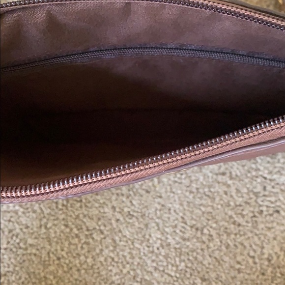 Purse - Picture 2 of 4